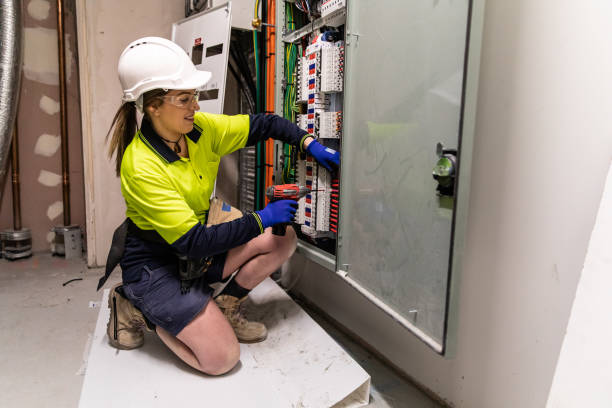 Best Licensed Electrician  in Elkader, IA